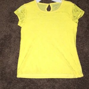 Yellow summer shirt with Lacey pattern